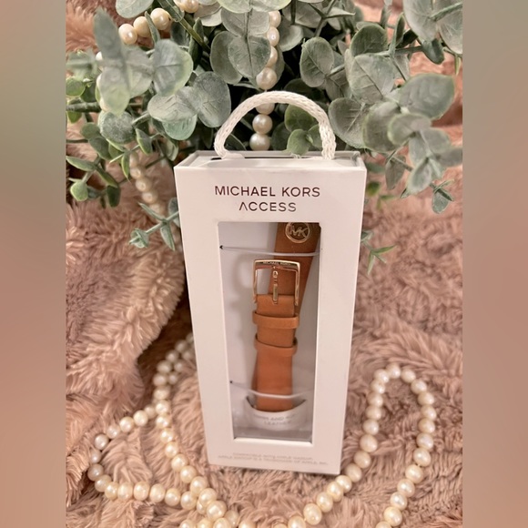 Michael Kors Accessories - NWT Michael Kors Logo Charm Luggage Leather 38/40mm Band for Apple Watch